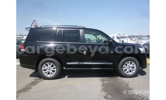 ይግዙ Imported Toyota Land Cruiser ጥቁር መኪና በ Import - Dubai በ ኢትዮጵያ ይግዙ Imported Toyota Land Cruiser ጥቁር መኪና በ Import - Dubai በ ኢትዮጵያ