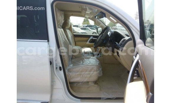 Buy Import Toyota Land Cruiser White Car in Import - Dubai in Ethiopia Buy Import Toyota Land Cruiser White Car in Import - Dubai in Ethiopia
