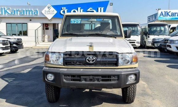 Buy Import Toyota Land Cruiser Beige Car in Import - Dubai in Ethiopia Buy Import Toyota Land Cruiser Beige Car in Import - Dubai in Ethiopia