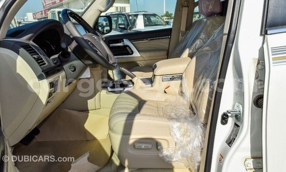 Buy Import Toyota Land Cruiser White Car in Import - Dubai in Ethiopia Buy Import Toyota Land Cruiser White Car in Import - Dubai in Ethiopia