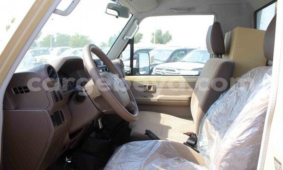 Buy Import Toyota Land Cruiser Beige Car in Import - Dubai in Ethiopia Buy Import Toyota Land Cruiser Beige Car in Import - Dubai in Ethiopia