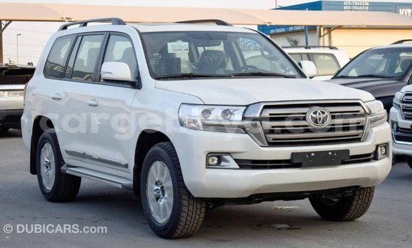 Buy Import Toyota Land Cruiser White Car in Import - Dubai in Ethiopia Buy Import Toyota Land Cruiser White Car in Import - Dubai in Ethiopia