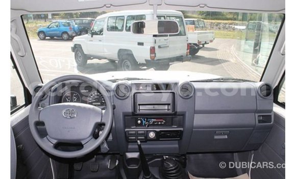 Buy Import Toyota Land Cruiser White Car in Import - Dubai in Ethiopia Buy Import Toyota Land Cruiser White Car in Import - Dubai in Ethiopia