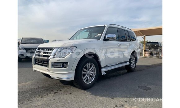 Buy Import Mitsubishi Pajero White Car in Import - Dubai in Ethiopia Buy Import Mitsubishi Pajero White Car in Import - Dubai in Ethiopia