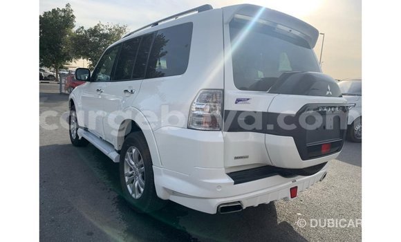Buy Import Mitsubishi Pajero White Car in Import - Dubai in Ethiopia Buy Import Mitsubishi Pajero White Car in Import - Dubai in Ethiopia