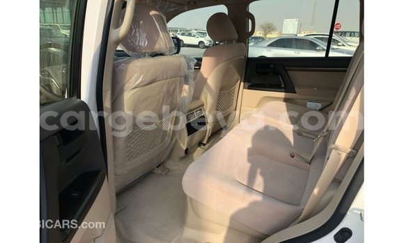 Buy Import Toyota Land Cruiser White Car in Import - Dubai in Ethiopia Buy Import Toyota Land Cruiser White Car in Import - Dubai in Ethiopia