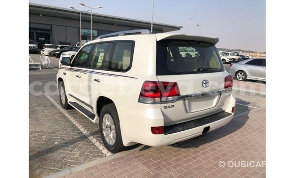 Buy Import Toyota Land Cruiser White Car in Import - Dubai in Ethiopia Buy Import Toyota Land Cruiser White Car in Import - Dubai in Ethiopia