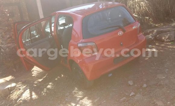 Acheter Occasion Voiture Toyota Vitz Rouge à Addis Ababa, Ethiopie Acheter Occasion Voiture Toyota Vitz Rouge à Addis Ababa, Ethiopie