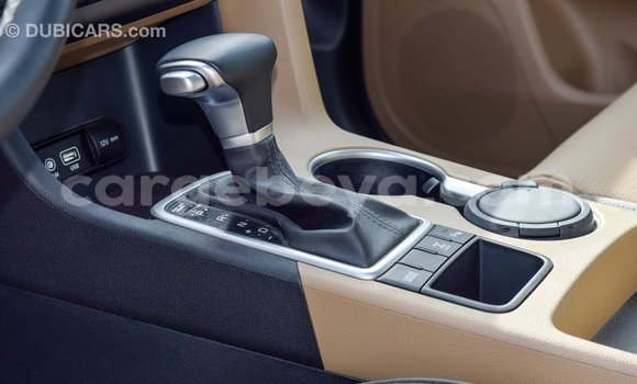 Buy Import Kia Sportage White Car in Import - Dubai in Ethiopia Buy Import Kia Sportage White Car in Import - Dubai in Ethiopia