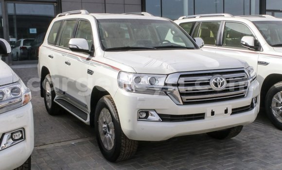 Buy Import Toyota Land Cruiser White Car in Import - Dubai in Ethiopia Buy Import Toyota Land Cruiser White Car in Import - Dubai in Ethiopia