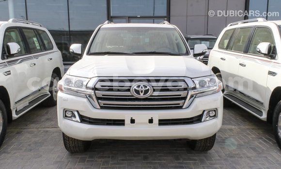 Buy Import Toyota Land Cruiser White Car in Import - Dubai in Ethiopia Buy Import Toyota Land Cruiser White Car in Import - Dubai in Ethiopia