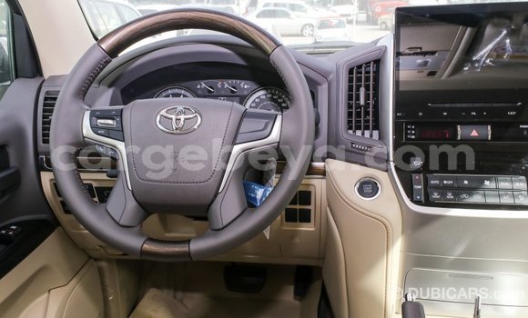 Buy Import Toyota Land Cruiser White Car in Import - Dubai in Ethiopia Buy Import Toyota Land Cruiser White Car in Import - Dubai in Ethiopia