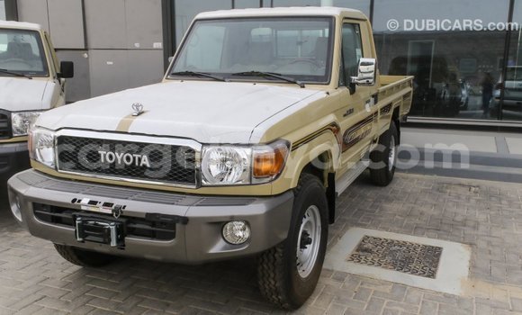 Buy Import Toyota Land Cruiser Beige Car in Import - Dubai in Ethiopia Buy Import Toyota Land Cruiser Beige Car in Import - Dubai in Ethiopia