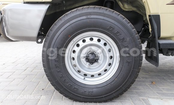 Buy Import Toyota Land Cruiser Beige Car in Import - Dubai in Ethiopia Buy Import Toyota Land Cruiser Beige Car in Import - Dubai in Ethiopia