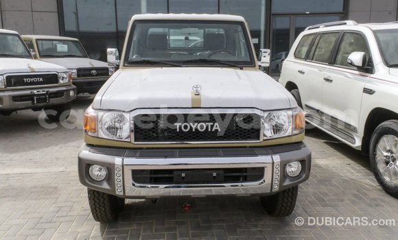 Buy Import Toyota Land Cruiser Beige Car in Import - Dubai in Ethiopia Buy Import Toyota Land Cruiser Beige Car in Import - Dubai in Ethiopia
