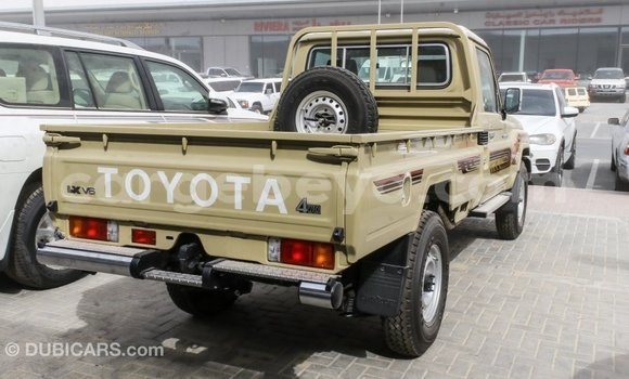Buy Import Toyota Land Cruiser Beige Car in Import - Dubai in Ethiopia Buy Import Toyota Land Cruiser Beige Car in Import - Dubai in Ethiopia