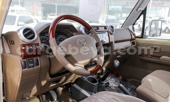 Buy Import Toyota Land Cruiser Beige Car in Import - Dubai in Ethiopia Buy Import Toyota Land Cruiser Beige Car in Import - Dubai in Ethiopia