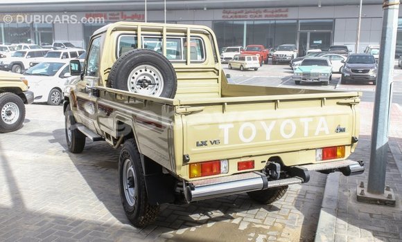 Buy Import Toyota Land Cruiser Beige Car in Import - Dubai in Ethiopia Buy Import Toyota Land Cruiser Beige Car in Import - Dubai in Ethiopia