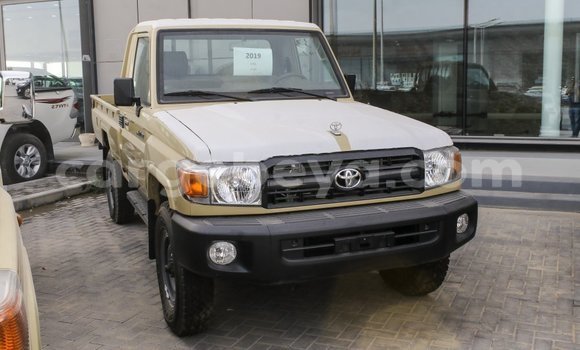 Buy Import Toyota Land Cruiser Beige Car in Import - Dubai in Ethiopia Buy Import Toyota Land Cruiser Beige Car in Import - Dubai in Ethiopia
