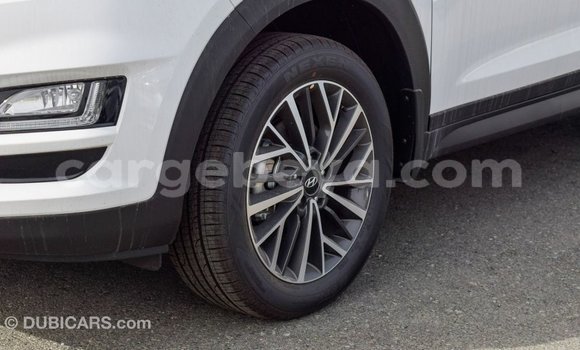 Buy Import Hyundai Tucson White Car in Import - Dubai in Ethiopia Buy Import Hyundai Tucson White Car in Import - Dubai in Ethiopia