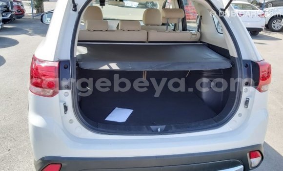 Buy Import Mitsubishi Outlander White Car in Import - Dubai in Ethiopia Buy Import Mitsubishi Outlander White Car in Import - Dubai in Ethiopia