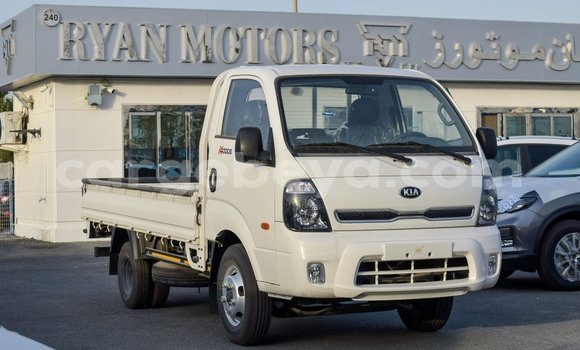 Buy Import Kia Carens White Car in Import - Dubai in Ethiopia Buy Import Kia Carens White Car in Import - Dubai in Ethiopia