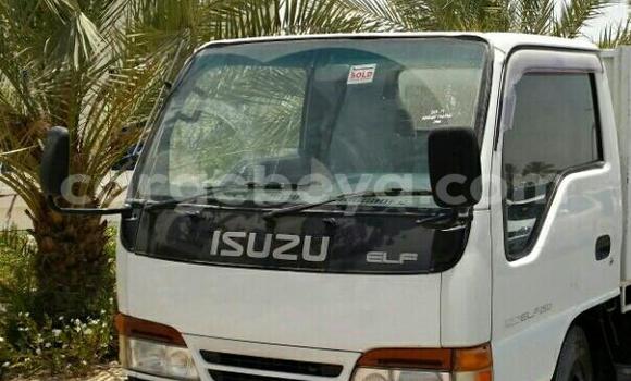 Buy New Isuzu D–MAX White Car in Addis–Ababa in Ethiopia