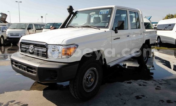 Buy New Toyota Land Cruiser White Car in Abiy Adi in Tigray Buy New Toyota Land Cruiser White Car in Abiy Adi in Tigray