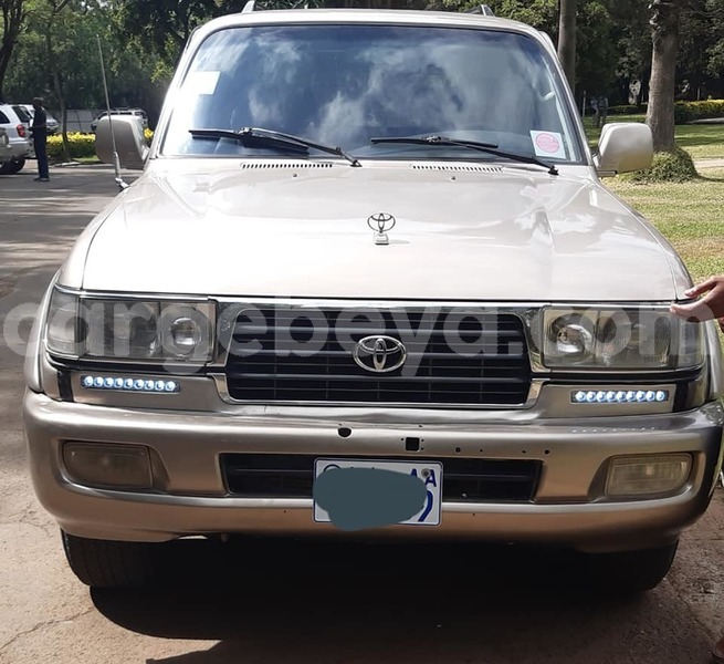 Buy used toyota land cruiser silver car in addisababa in ethiopia
