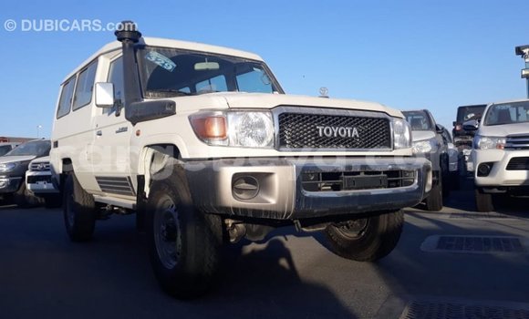 Buy Import Toyota Land Cruiser White Car in Import - Dubai in Ethiopia Buy Import Toyota Land Cruiser White Car in Import - Dubai in Ethiopia