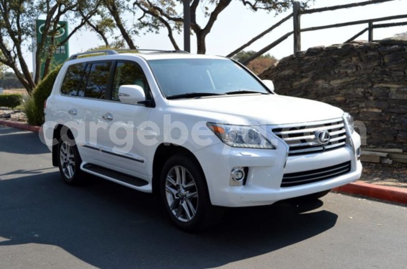 Big with watermark 1 2015 lexus lx 570