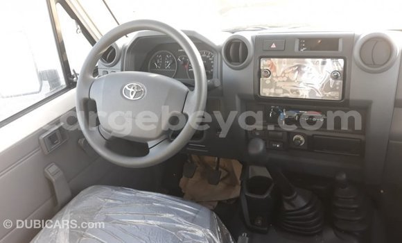 Buy Import Toyota Land Cruiser White Car in Import - Dubai in Ethiopia Buy Import Toyota Land Cruiser White Car in Import - Dubai in Ethiopia