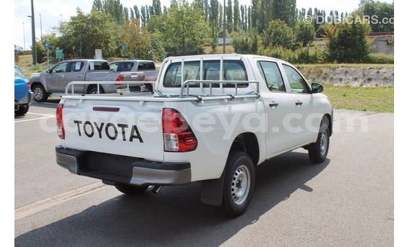 Buy Import Toyota Hilux White Car in Import - Dubai in Ethiopia Buy Import Toyota Hilux White Car in Import - Dubai in Ethiopia