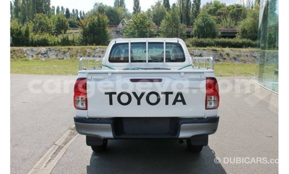 Buy Import Toyota Hilux White Car in Import - Dubai in Ethiopia Buy Import Toyota Hilux White Car in Import - Dubai in Ethiopia