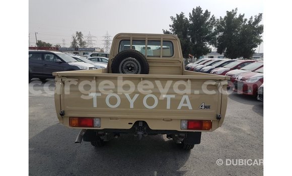 Buy Import Toyota Land Cruiser Beige Car in Import - Dubai in Ethiopia Buy Import Toyota Land Cruiser Beige Car in Import - Dubai in Ethiopia