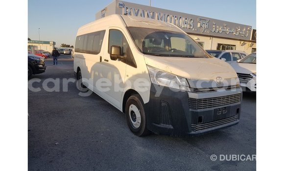 Imported Toyota Hiace White Makiinaa iti Import - Dubai keessatti Ethiopia keessatti Imported Toyota Hiace White Makiinaa iti Import - Dubai keessatti Ethiopia keessatti