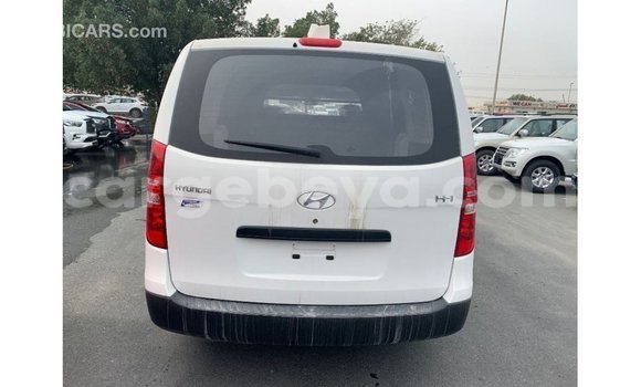 Buy Import Hyundai Cargo White Car in Import - Dubai in Ethiopia Buy Import Hyundai Cargo White Car in Import - Dubai in Ethiopia