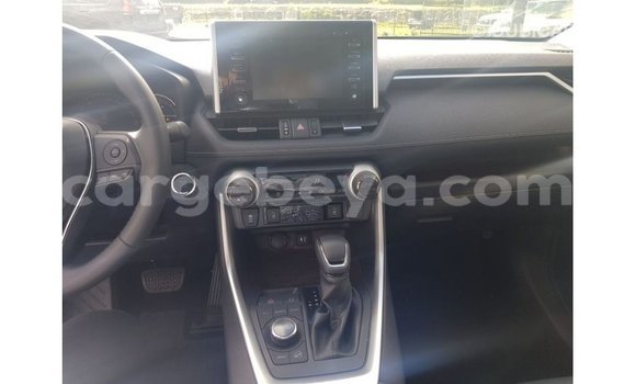 Buy Import Toyota HiAce Other Truck in Import - Dubai in Ethiopia Buy Import Toyota HiAce Other Truck in Import - Dubai in Ethiopia