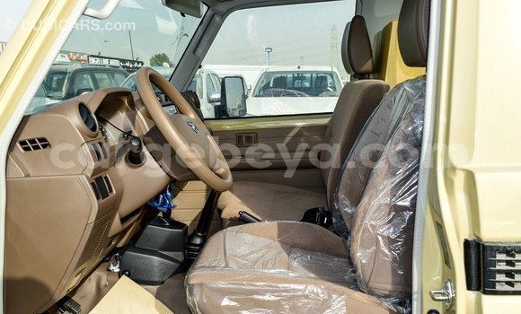 Buy Import Toyota Land Cruiser Beige Car in Import - Dubai in Ethiopia Buy Import Toyota Land Cruiser Beige Car in Import - Dubai in Ethiopia