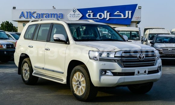 Buy Import Toyota Land Cruiser White Car in Import - Dubai in Ethiopia Buy Import Toyota Land Cruiser White Car in Import - Dubai in Ethiopia