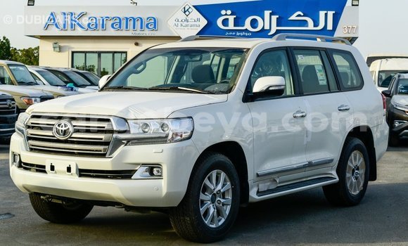 Buy Import Toyota Land Cruiser White Car in Import - Dubai in Ethiopia Buy Import Toyota Land Cruiser White Car in Import - Dubai in Ethiopia