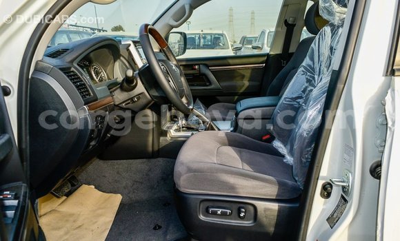 Buy Import Toyota Land Cruiser White Car in Import - Dubai in Ethiopia Buy Import Toyota Land Cruiser White Car in Import - Dubai in Ethiopia
