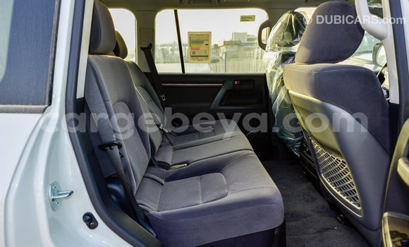 Buy Import Toyota Land Cruiser White Car in Import - Dubai in Ethiopia Buy Import Toyota Land Cruiser White Car in Import - Dubai in Ethiopia