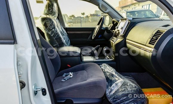 Buy Import Toyota Land Cruiser White Car in Import - Dubai in Ethiopia Buy Import Toyota Land Cruiser White Car in Import - Dubai in Ethiopia