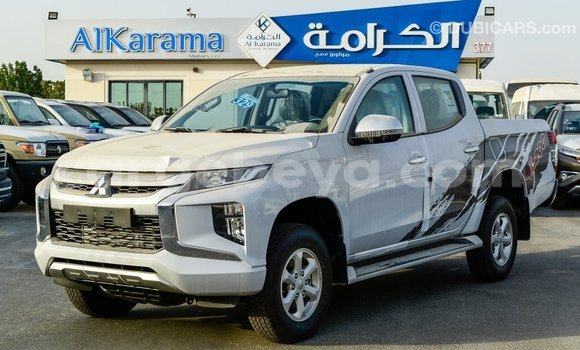 Buy Import Mitsubishi L200 White Car in Import - Dubai in Ethiopia Buy Import Mitsubishi L200 White Car in Import - Dubai in Ethiopia