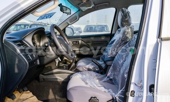 Buy Import Mitsubishi L200 White Car in Import - Dubai in Ethiopia Buy Import Mitsubishi L200 White Car in Import - Dubai in Ethiopia