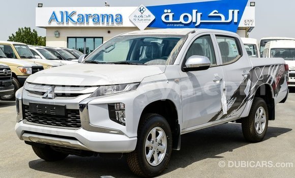 Buy Import Mitsubishi L200 White Car in Import - Dubai in Ethiopia Buy Import Mitsubishi L200 White Car in Import - Dubai in Ethiopia