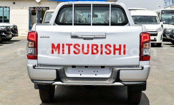 Buy Import Mitsubishi L200 White Car in Import - Dubai in Ethiopia Buy Import Mitsubishi L200 White Car in Import - Dubai in Ethiopia