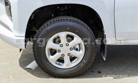 Buy Import Mitsubishi L200 White Car in Import - Dubai in Ethiopia Buy Import Mitsubishi L200 White Car in Import - Dubai in Ethiopia