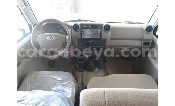 Buy Import Toyota Land Cruiser White Car in Import - Dubai in Ethiopia Buy Import Toyota Land Cruiser White Car in Import - Dubai in Ethiopia